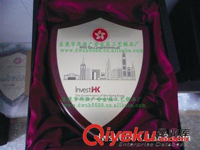 供應生產(chǎn)經(jīng)商授權牌,會員牌,參觀紀念牌,歡迎來電訂購-東莞市虎門思涵廣告展覽器材商行提供供應生產(chǎn)經(jīng)商授權牌,會員牌,參觀紀念牌,歡迎來電訂購的相關介紹、產(chǎn)品、服務、圖片、價格東莞市虎門思涵廣告展覽器材商行、各種金屬標牌;指示牌;立牌;五金資料架;金屬貨架;有機亞克力制品;隔離防護欄;酒店用品;獎牌;燈具展示架;酒水牌;便攜式廣告器材